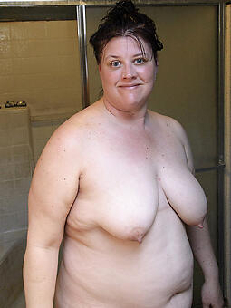 thick lady nude vandalization