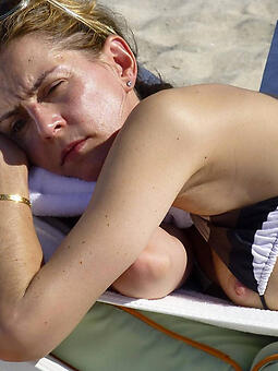 real mom nude beach free porn pics