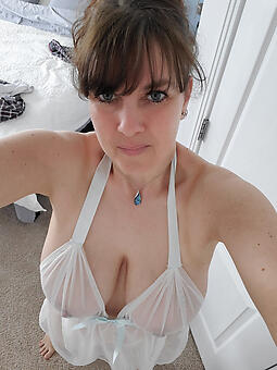 naked erotic older ladies stripping